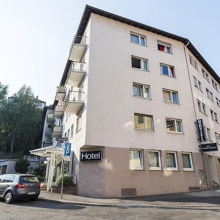 Hotel Am Friedensplatz Stuttgart Bagian luar foto
